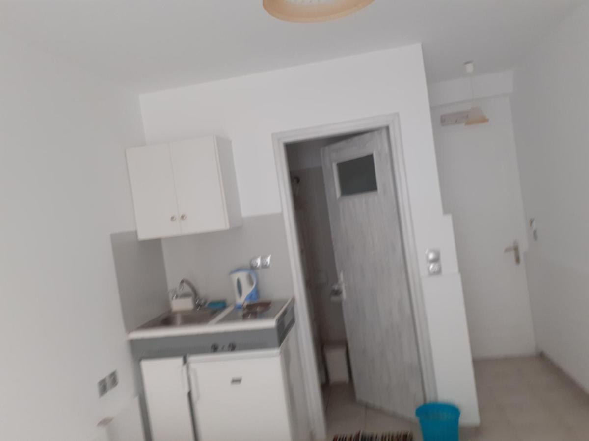 Simos Luxury Apartments Naxos City Exteriör bild