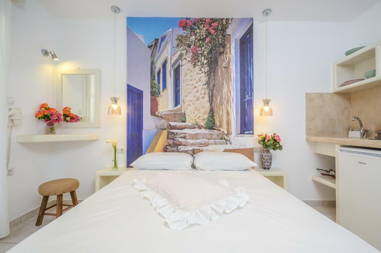 Simos Luxury Apartments Naxos City Exteriör bild